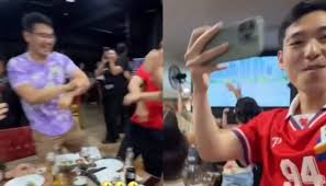 Photo of Coreanos, tacos y “Gangnam Style”: la postal viral que dejó el Mundial en México