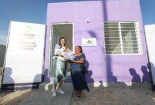 Photo of Ayuntamiento de Mérida entrega y reconstruye viviendas para familias afectadas por incendio en Dzununcán