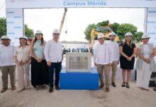 Photo of Colocan primera piedra del campus Mérida de la Unitec