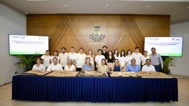 Photo of Estudiantes presentan propuestas para el primer parador turístico de Dzibilchaltún