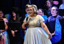Photo of Nidia Góngora se despide del Coro de la Ciudad de Mérida tras 25 años