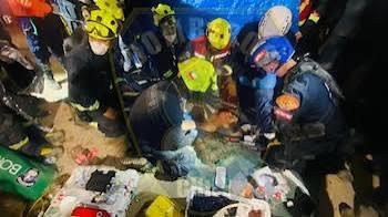 Photo of Rescatan con vida a hombre que pasó ocho días bajo los escombros tras terremoto en Venezuela