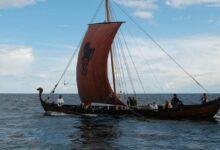 Photo of Museo sueco acusa daños a barco vikingo usado en La Odisea de Christopher Nolan
