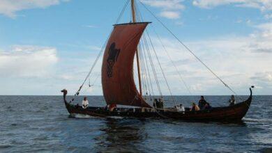 Photo of Museo sueco acusa daños a barco vikingo usado en La Odisea de Christopher Nolan