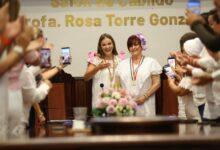 Photo of Beatriz Yáñez “La Bomba” recibe la Medalla de Honor Héctor Herrera “Cholo” 2026