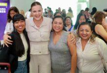 Photo of Nunca es tarde: 100 mujeres estudian gratis una carrera universitaria en Mérida