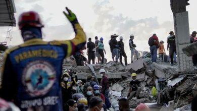 Photo of Terremoto de 7.4 deja más de 230 muertos en Colombia
