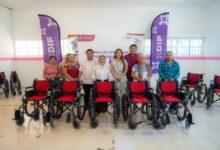 Photo of Más movilidad para 15 personas en Temozón: reciben sillas de ruedas gratuitas