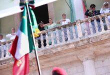 Photo of Cecilia Patrón reconoce labor de policías durante festejos patrios en Mérida