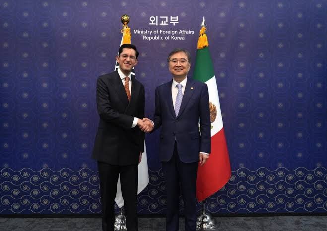 Photo of Corea del Sur propone a México cooperación en defensa y producción de tecnología militar