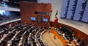 Photo of Senado aprueba reforma contra la doble nacionalidad