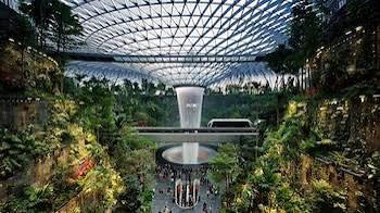 Photo of Los 5 aeropuertos más impresionantes del mundo: arquitectura, naturaleza y lujo