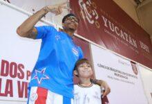 Photo of ¡Los Harlem Globetrotters compartieron sus trucos con niñas y niños de Yucatán!