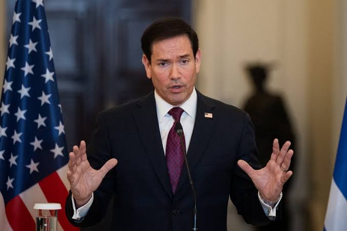 Photo of Rubio afirma que Irán perdió el control de Ormuz y que aumenta el flujo de petróleo