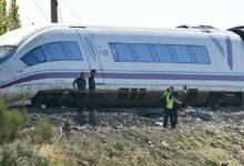 Photo of Choque de trenes en España deja al menos 68 muertos y decenas de heridos
